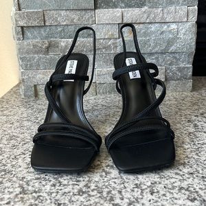 Steve Madden Newsflash black heels